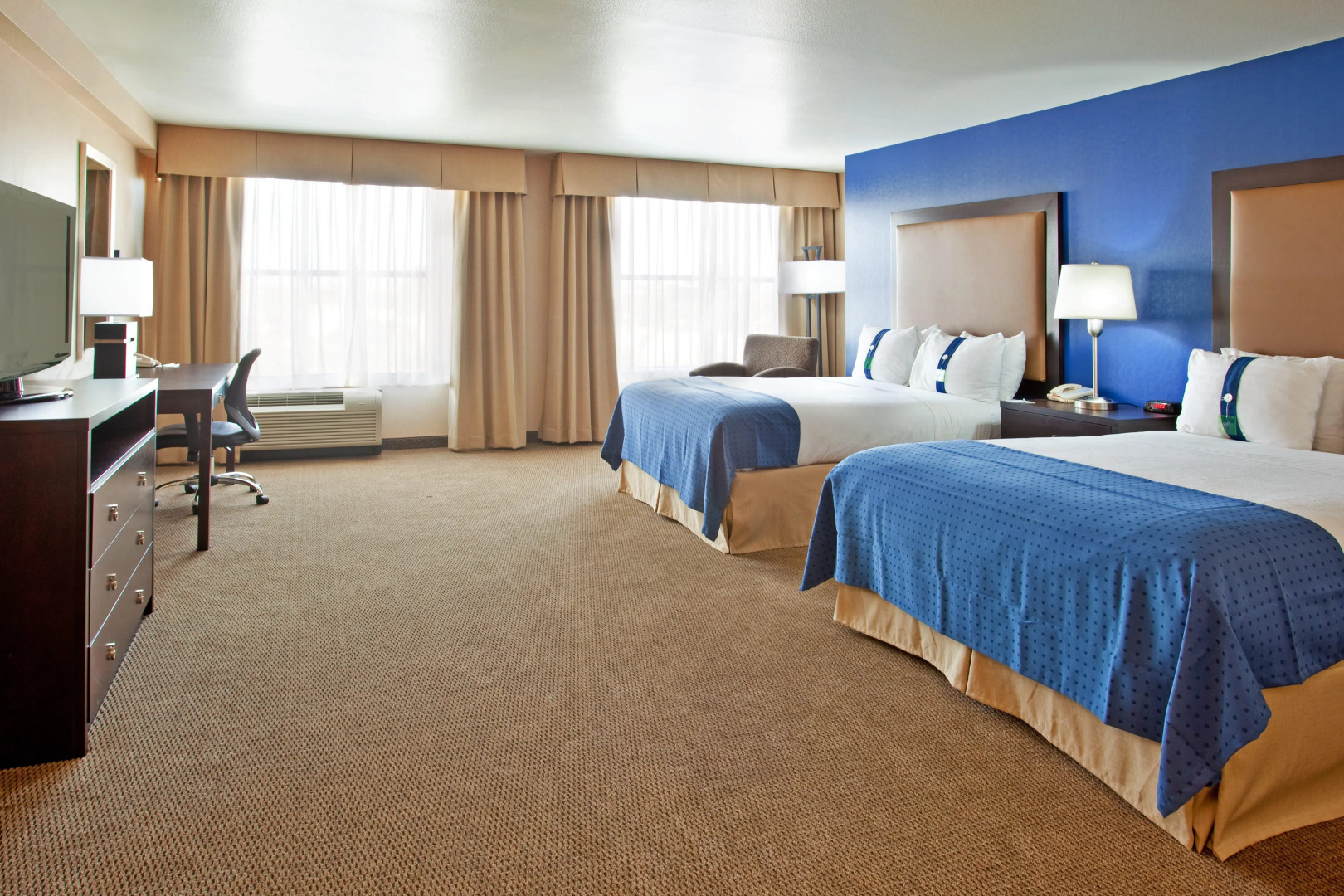 Holiday Inn Hotel & Suites PHOENIX AIRPORT by IHG