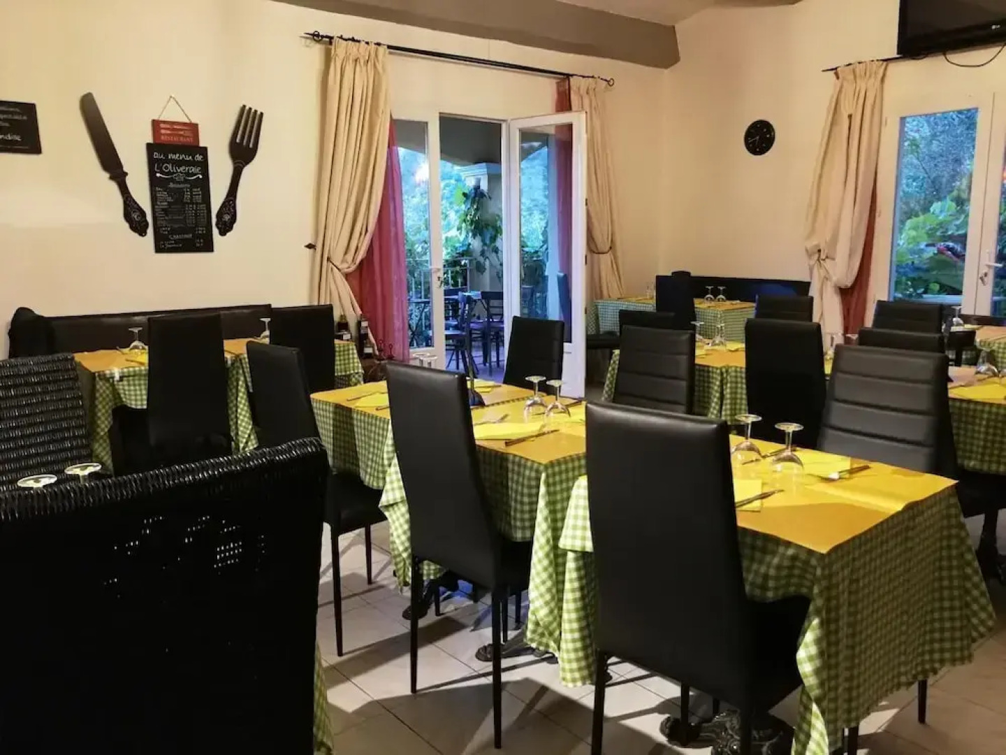 Oliveraie de la Leuziere