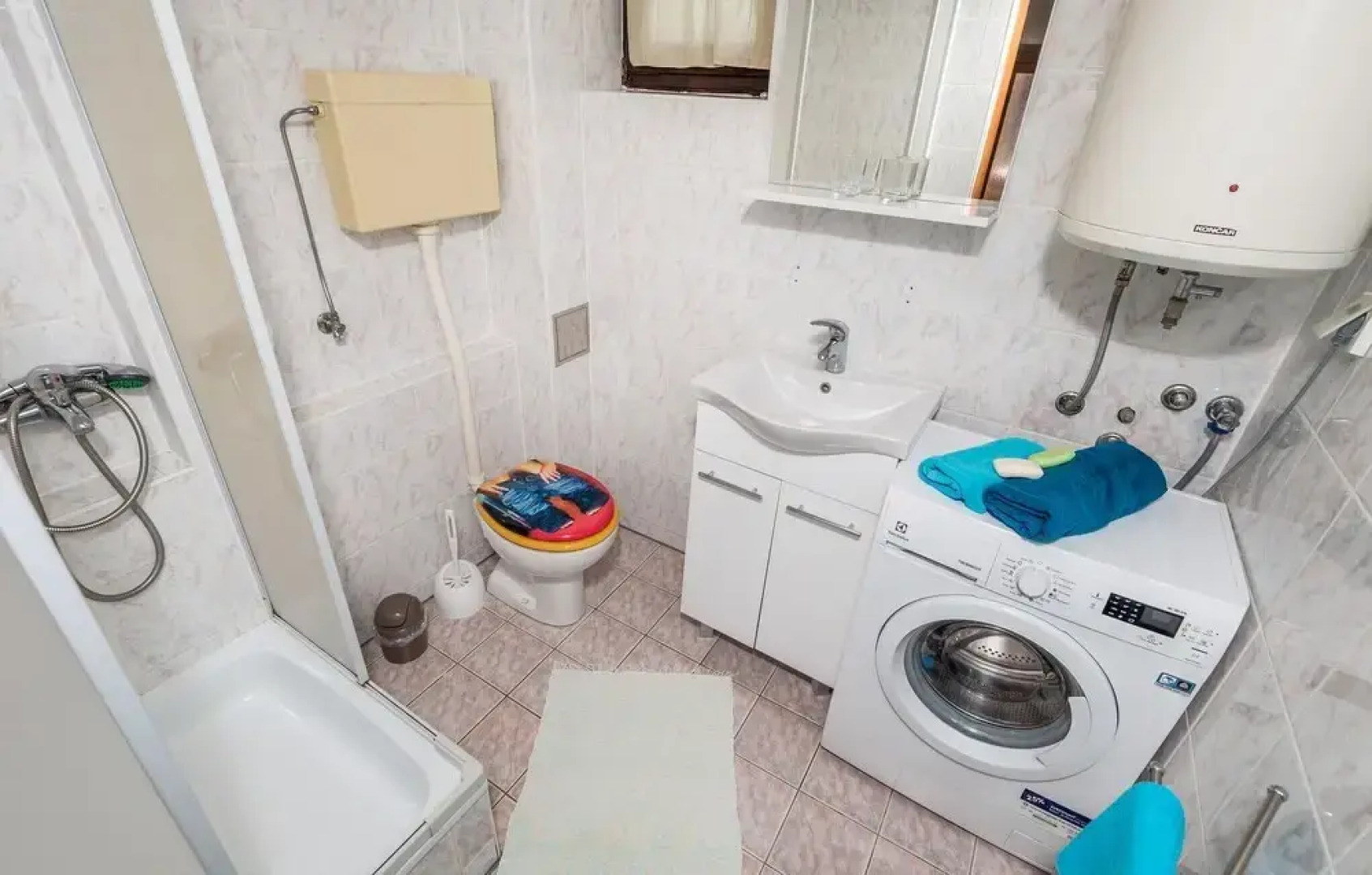 Stunning Home in Slunj With 3 Bedrooms, Wifi and Outdoor Swimming Pool