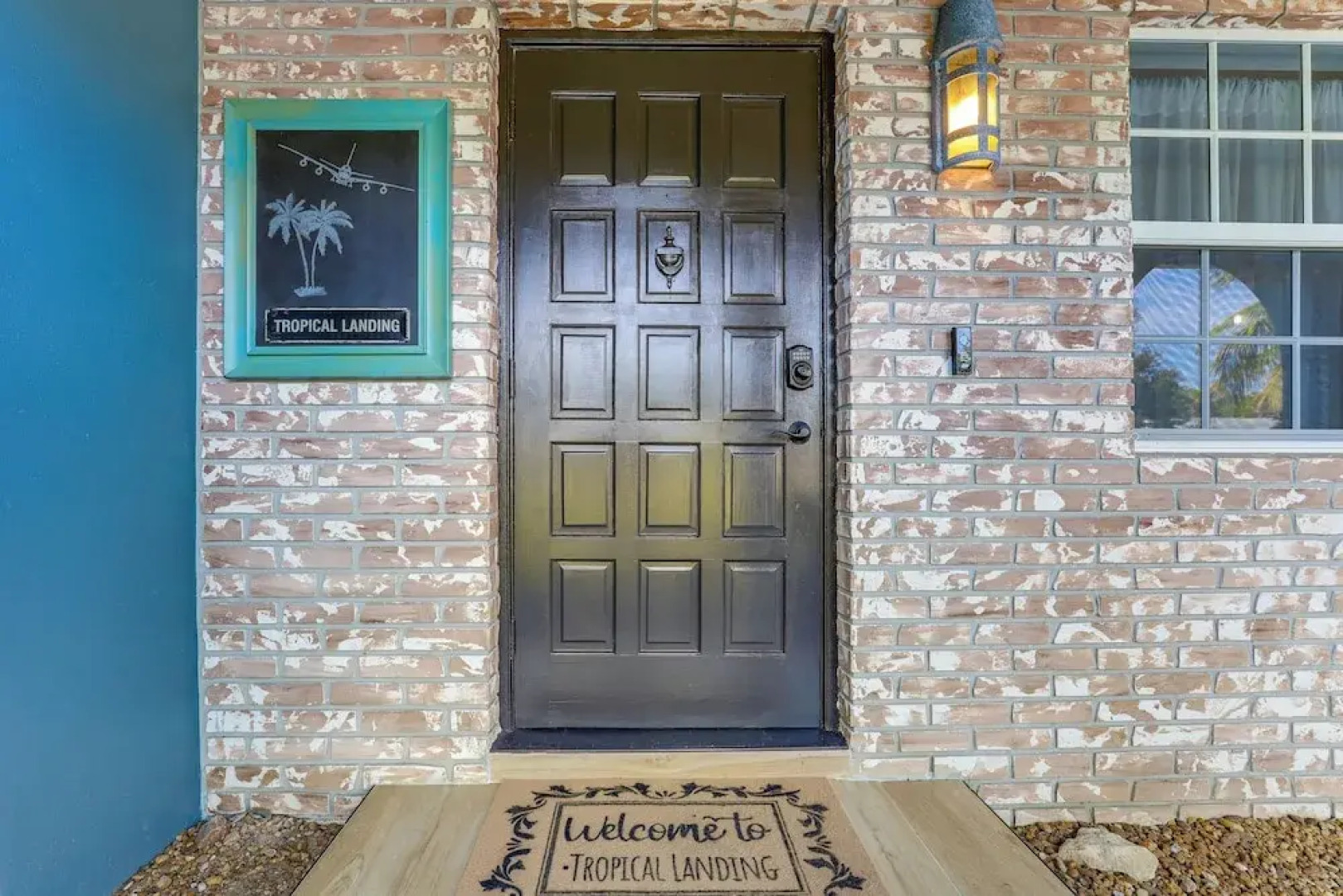 'tropical Landing' Stuart Home w/ Pool + Grill!