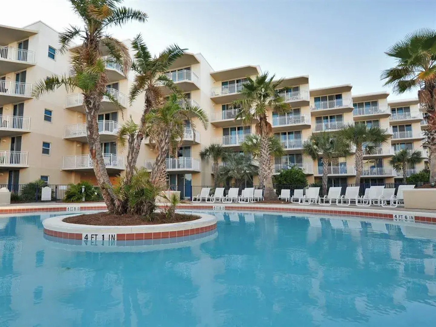 Waterscape Condominiums