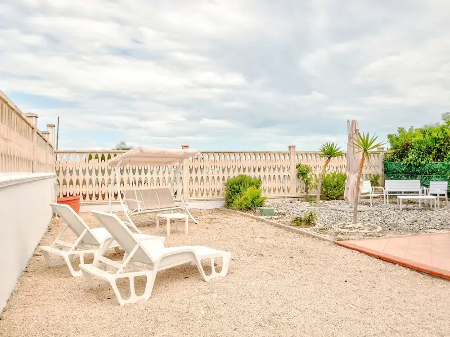 Pleasant Villa in Trani with Barbecue