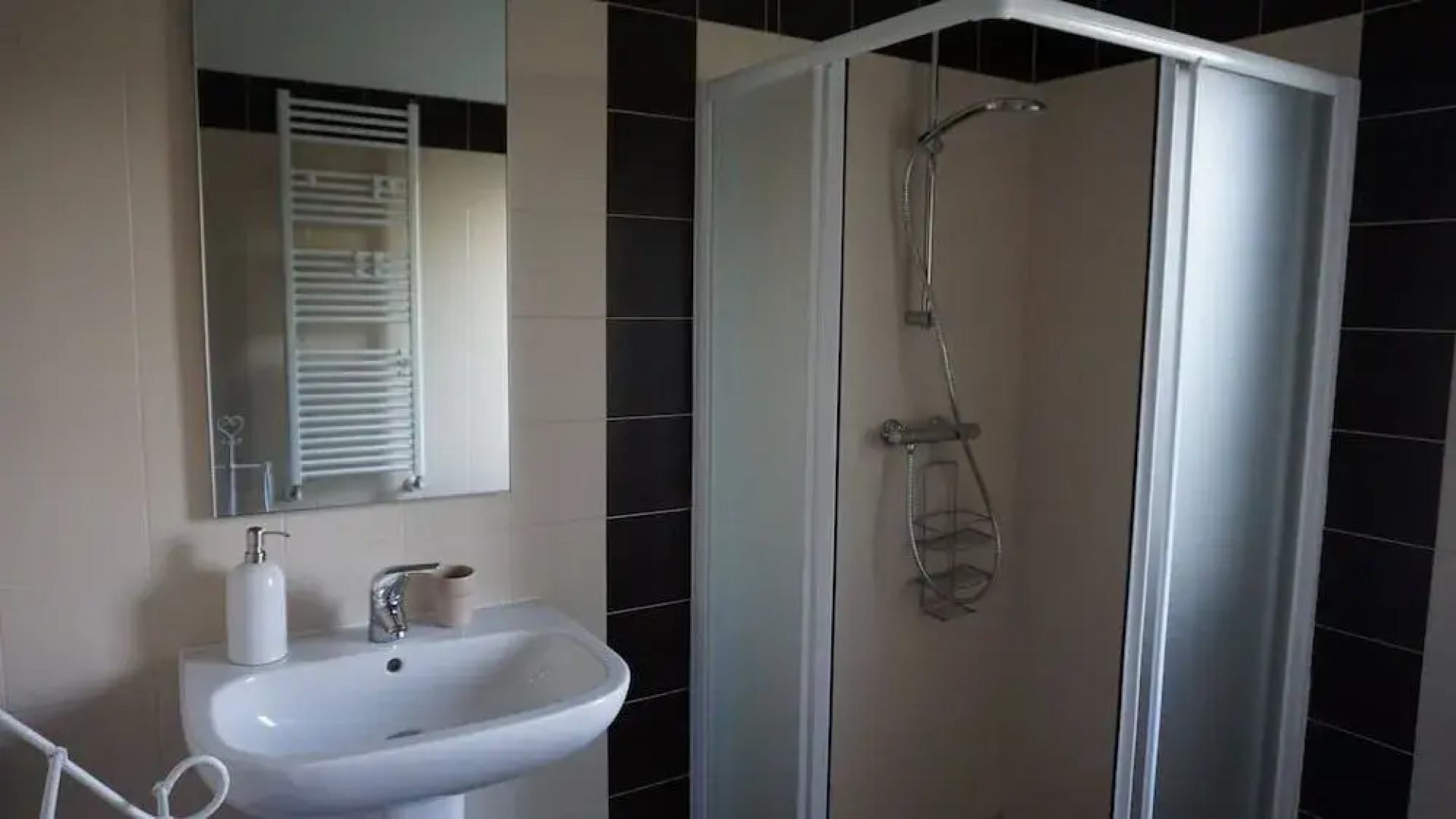 L'Abete Rosso Sul Po