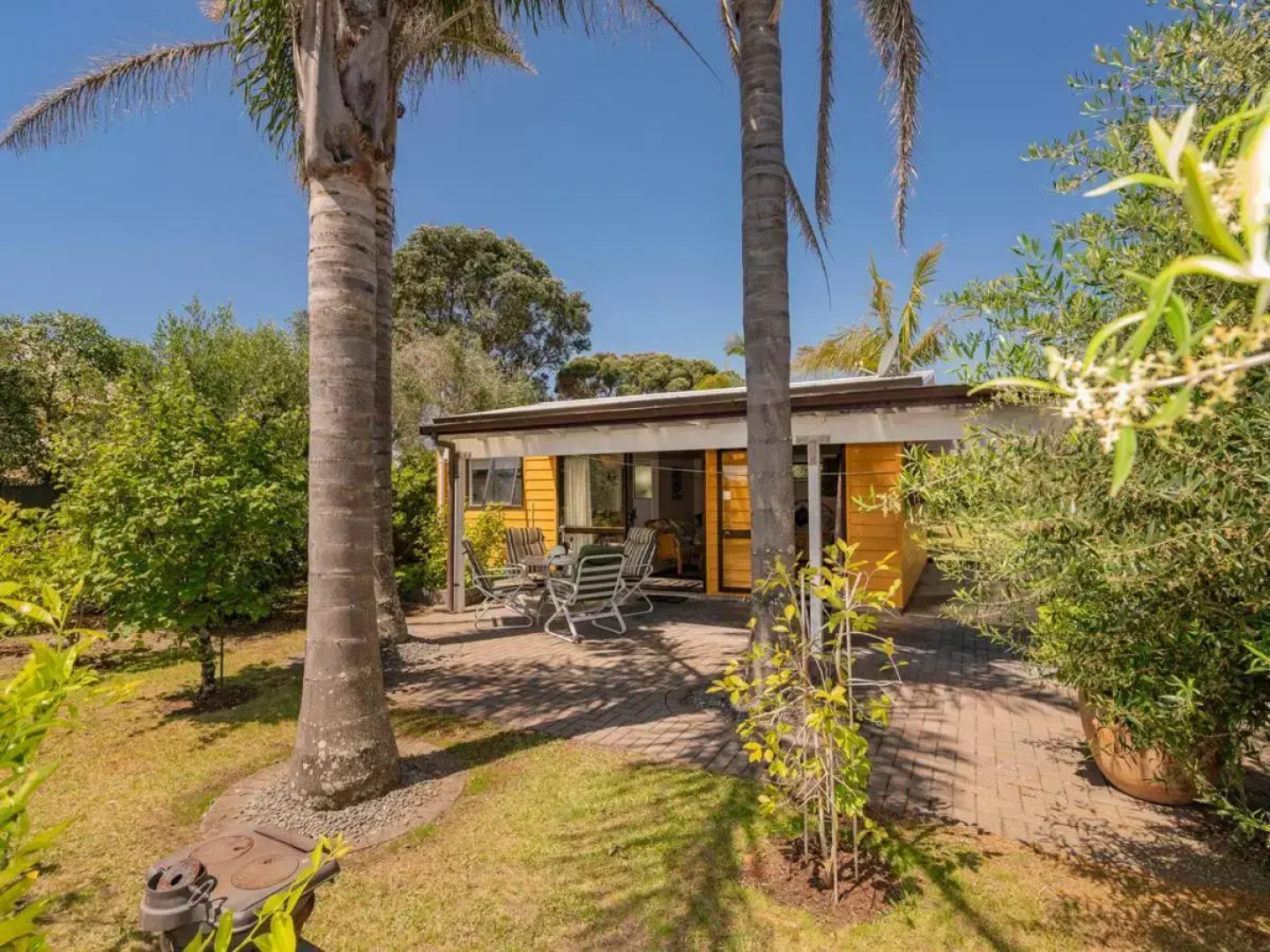 The Olive Grove Retreat - Matarangi Holiday Unit