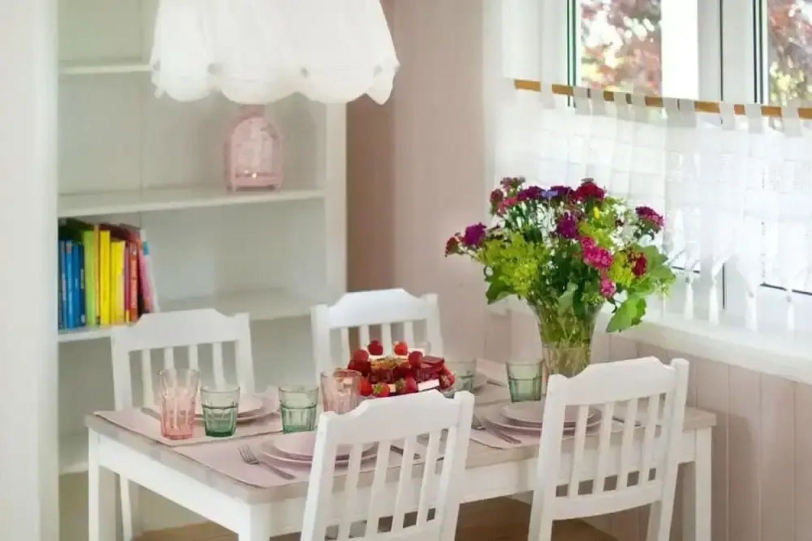 Large Holiday House With Terrace, Bobolin