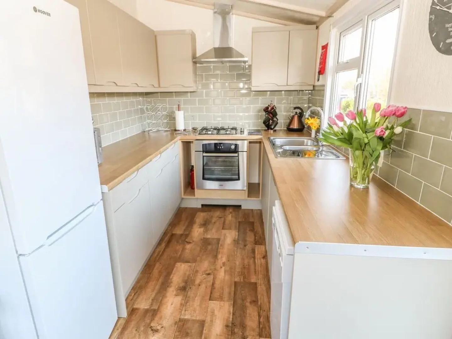 No 4 Elm Drive, Lincoln