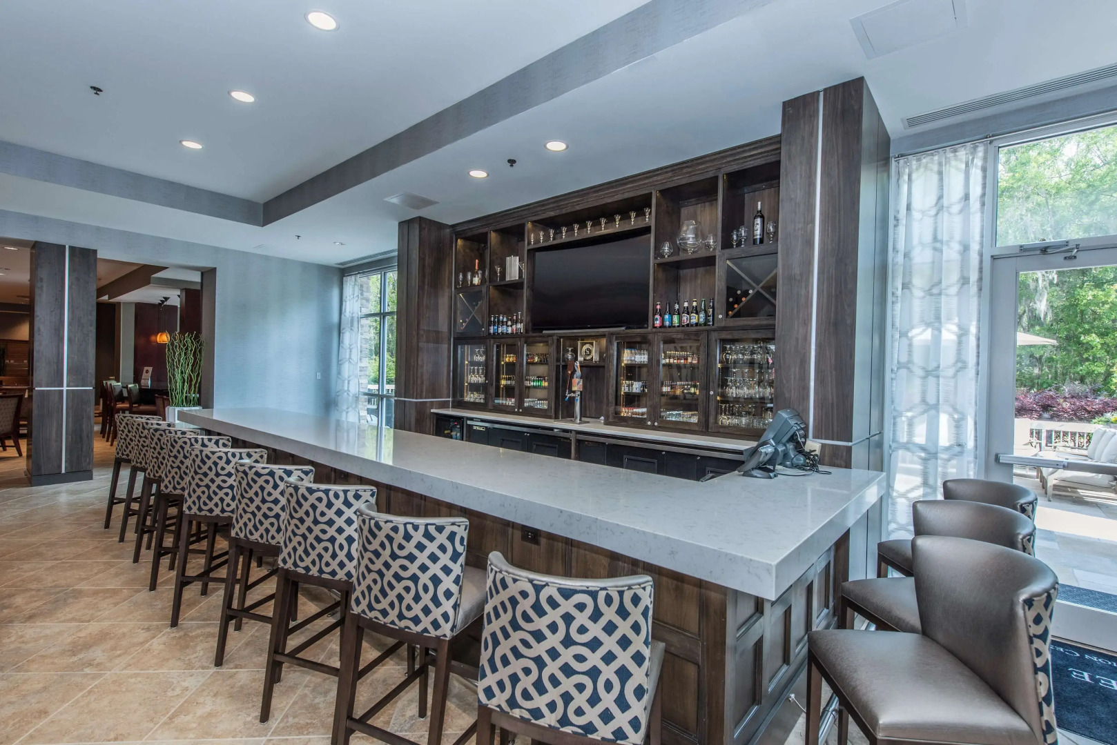 DoubleTree by Hilton North Charleston - Convention Center