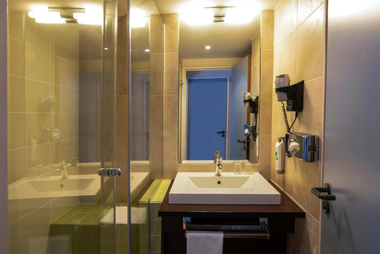 ibis Styles Evry Courcouronnes Hotel and Events