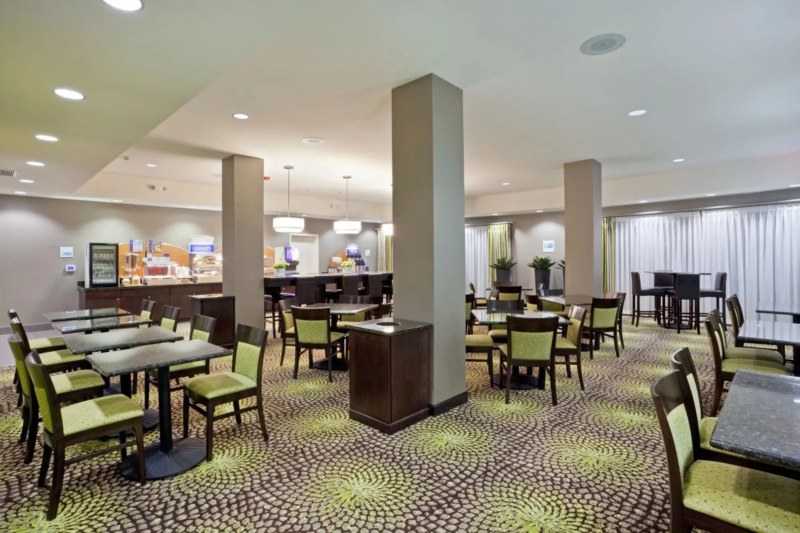 Holiday Inn Express Hotel & Suites Hays by IHG