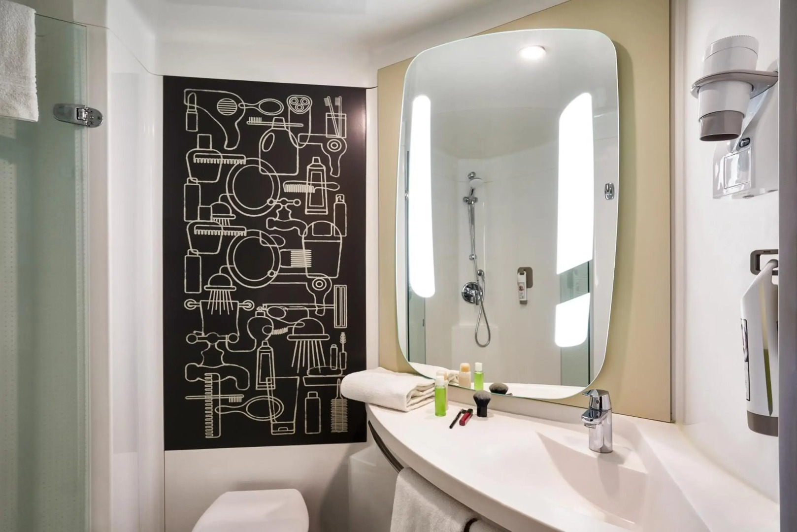 NH Barcelona Entenza