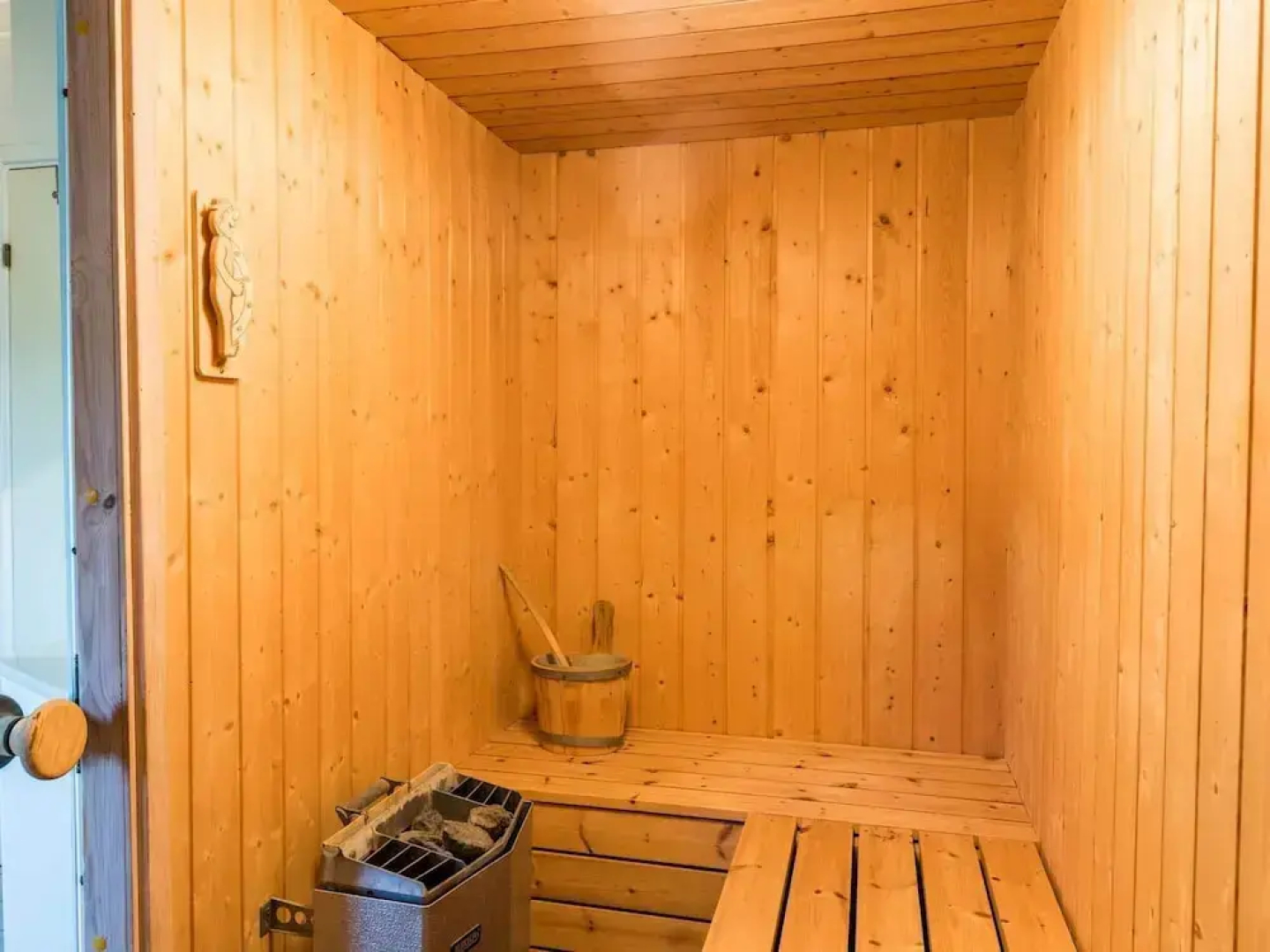6 Person Holiday Home in Hemmet