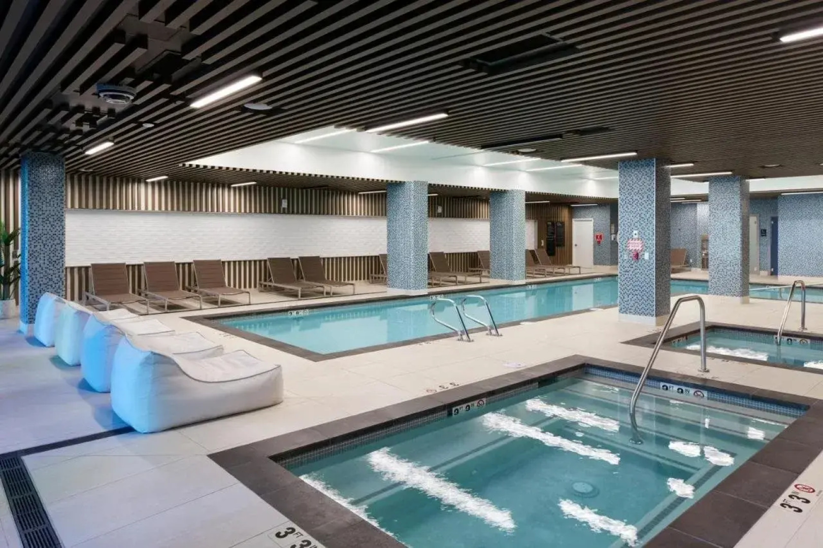 Level Seattle Downtown - South Lake Union