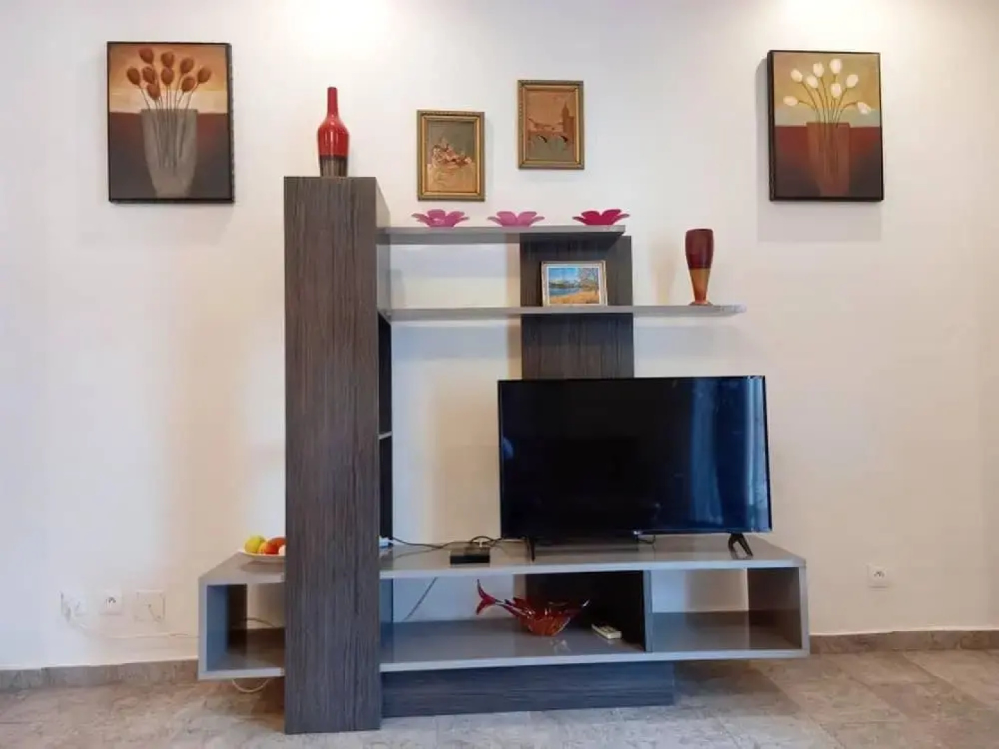 Lovely 2-bed Apartment in Kribi-douala