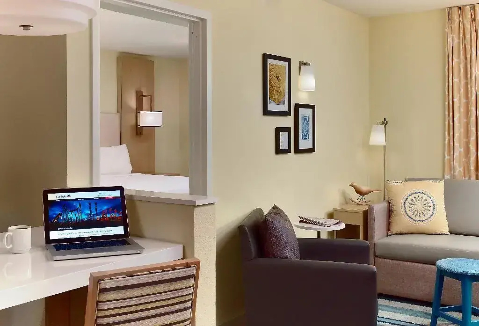 Sonesta ES Suites Somerset