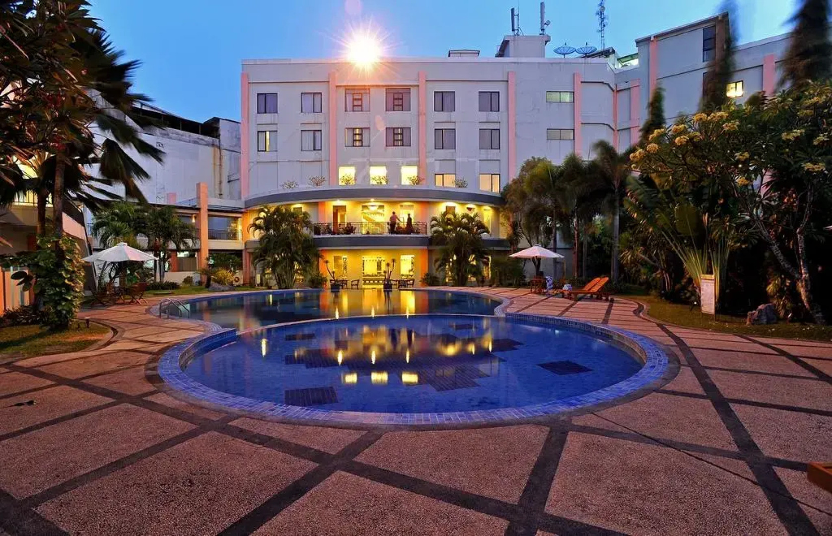 The Sun Hotel Sidoarjo