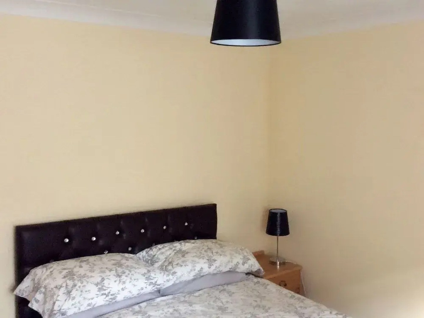 The Lodge Guesthouse