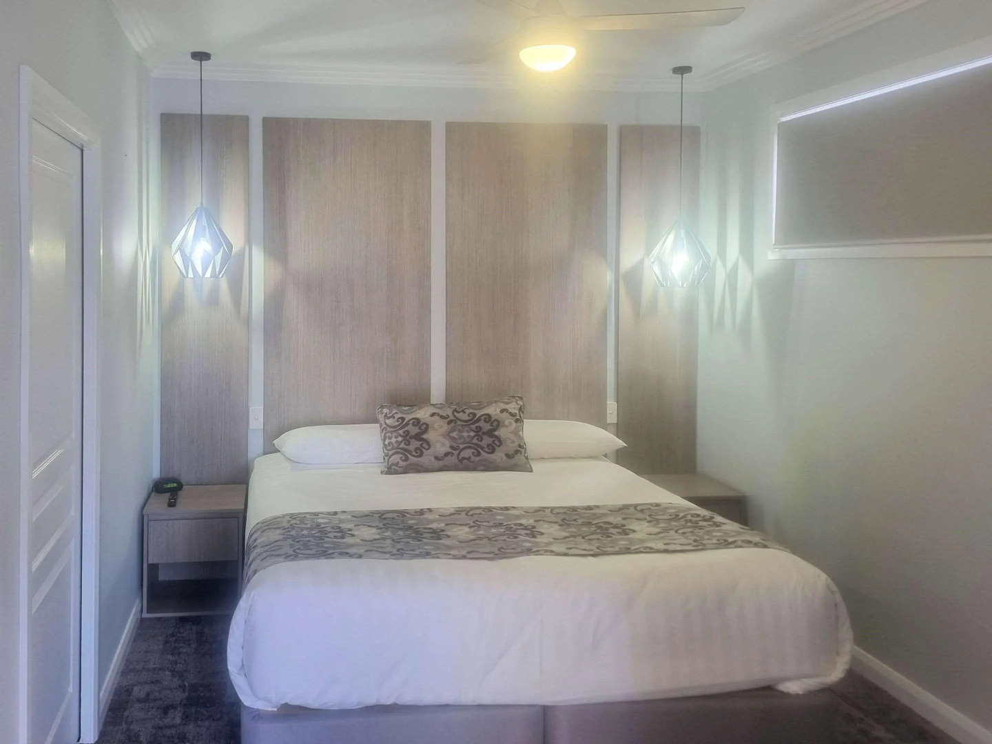 Comfort Inn Deakin Palms