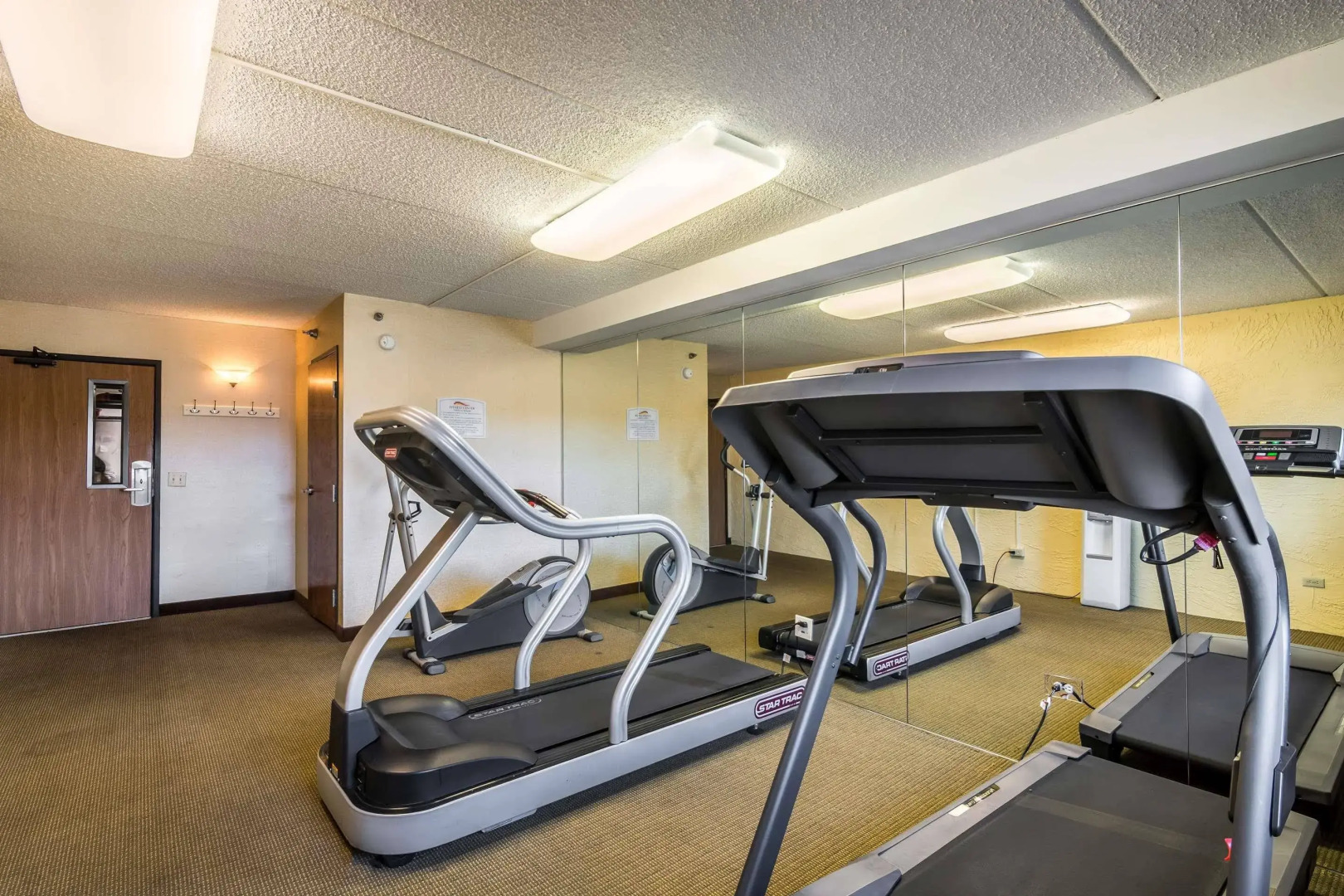 Motel 6 Elk Grove Village, IL - O'Hare