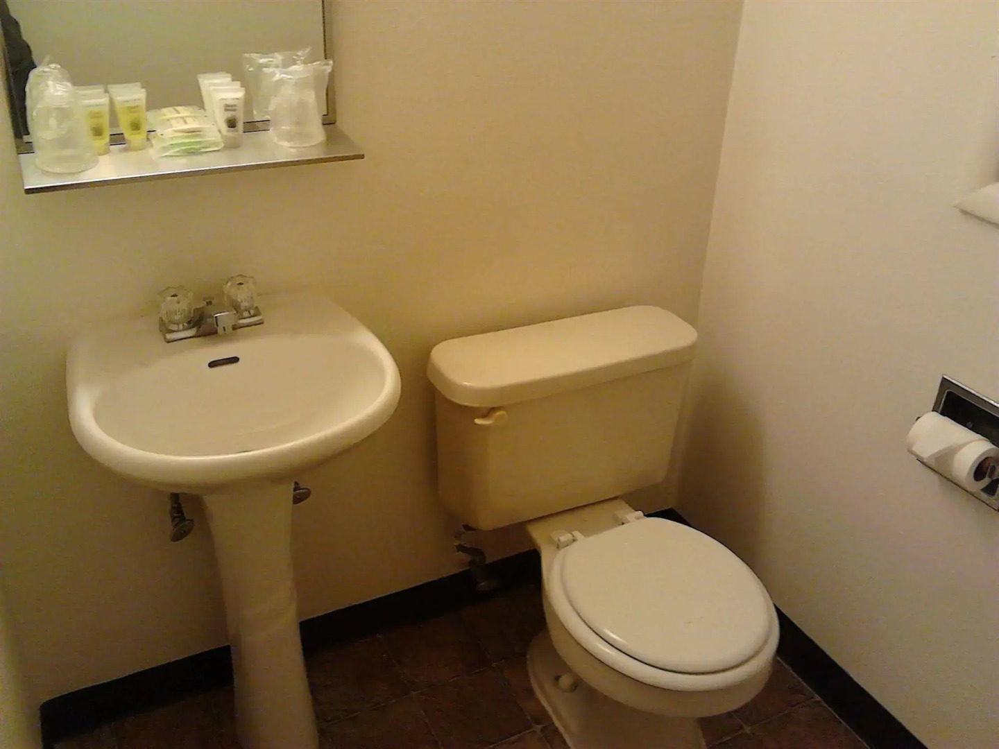 Blue Coast Inn and Suites