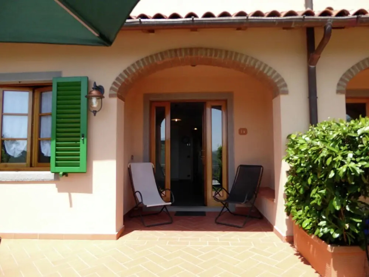 Rustically Decorated, Stylish Property