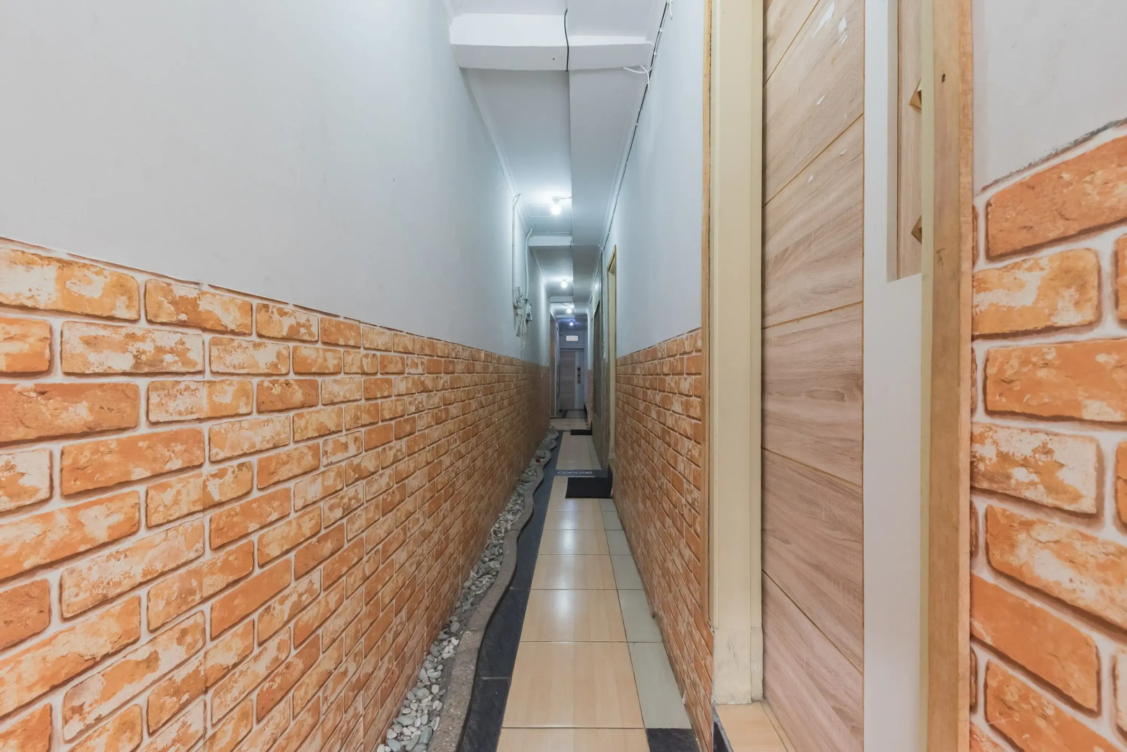 Urbanview Hotel Anggrek Puncak