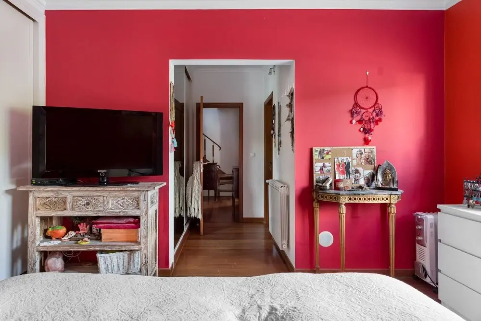 ALTIDO Stunning 4-BR house w/Private Yard in Estoril