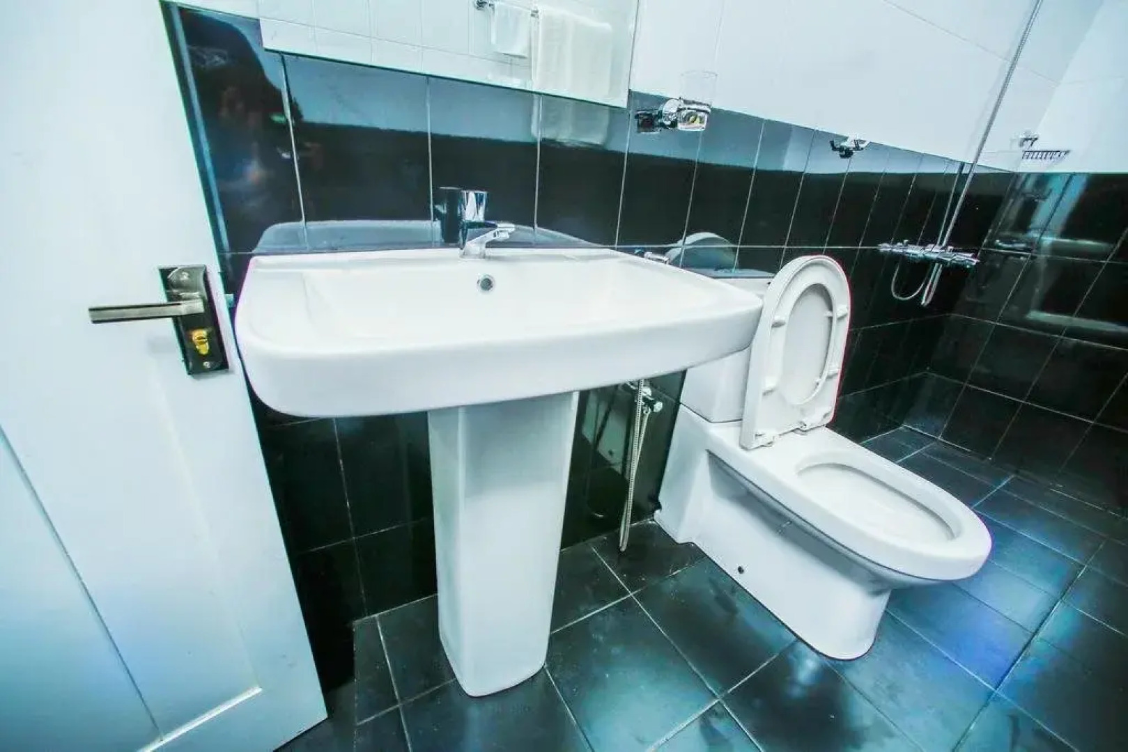 Colombo Riverdale Hotel