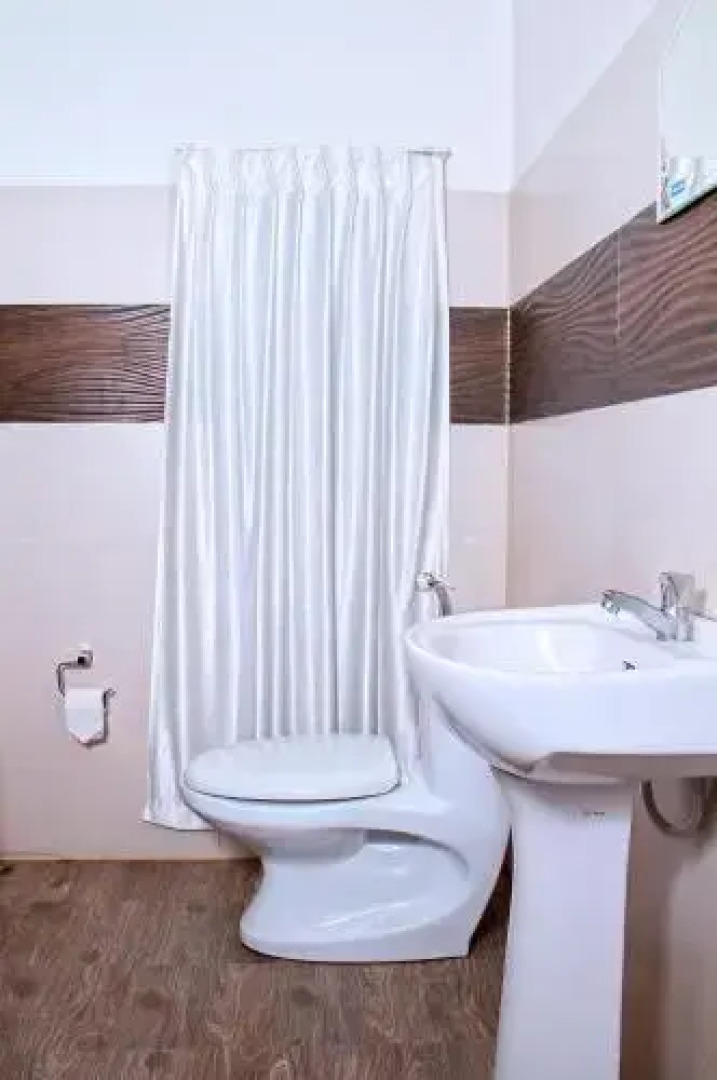 Dona House Boats at Alappuzha (Alleppey Backwaters)