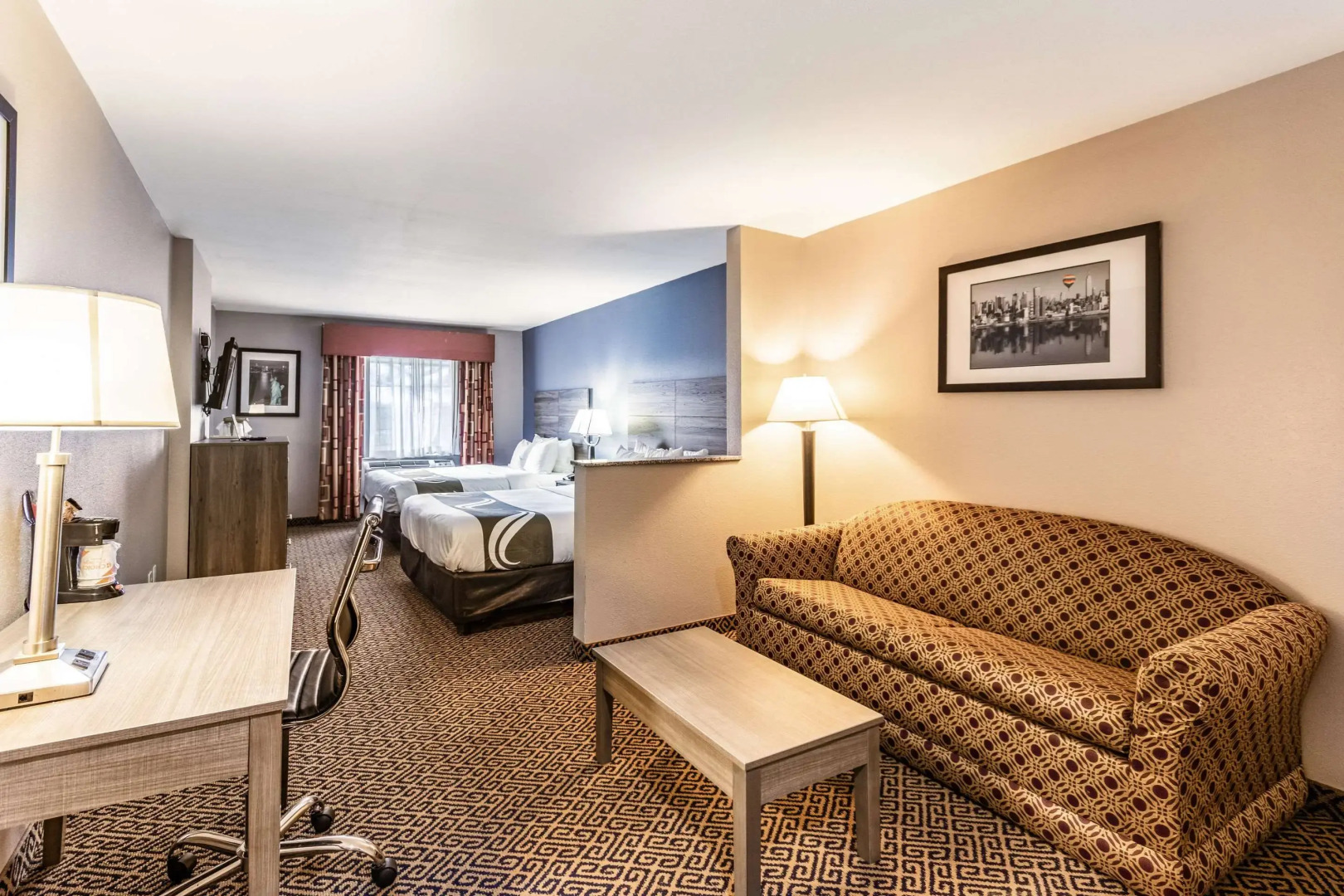 Quality Suites Tulsa I-44