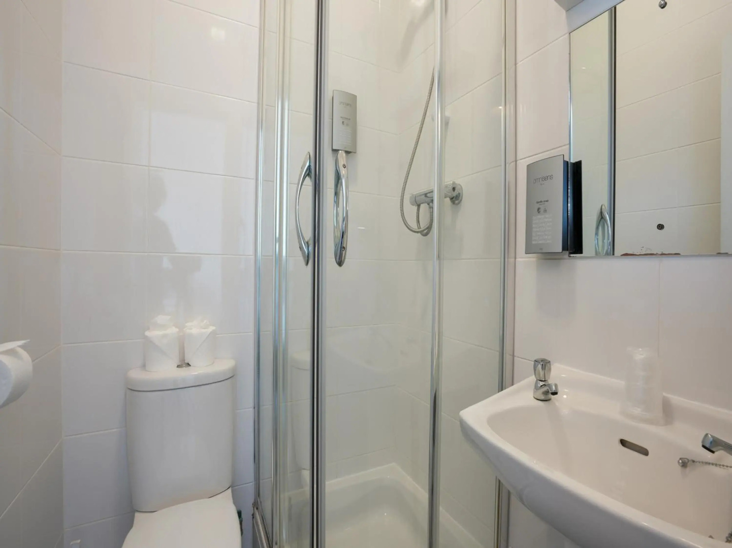 OYO Shanklin Beach Hotel