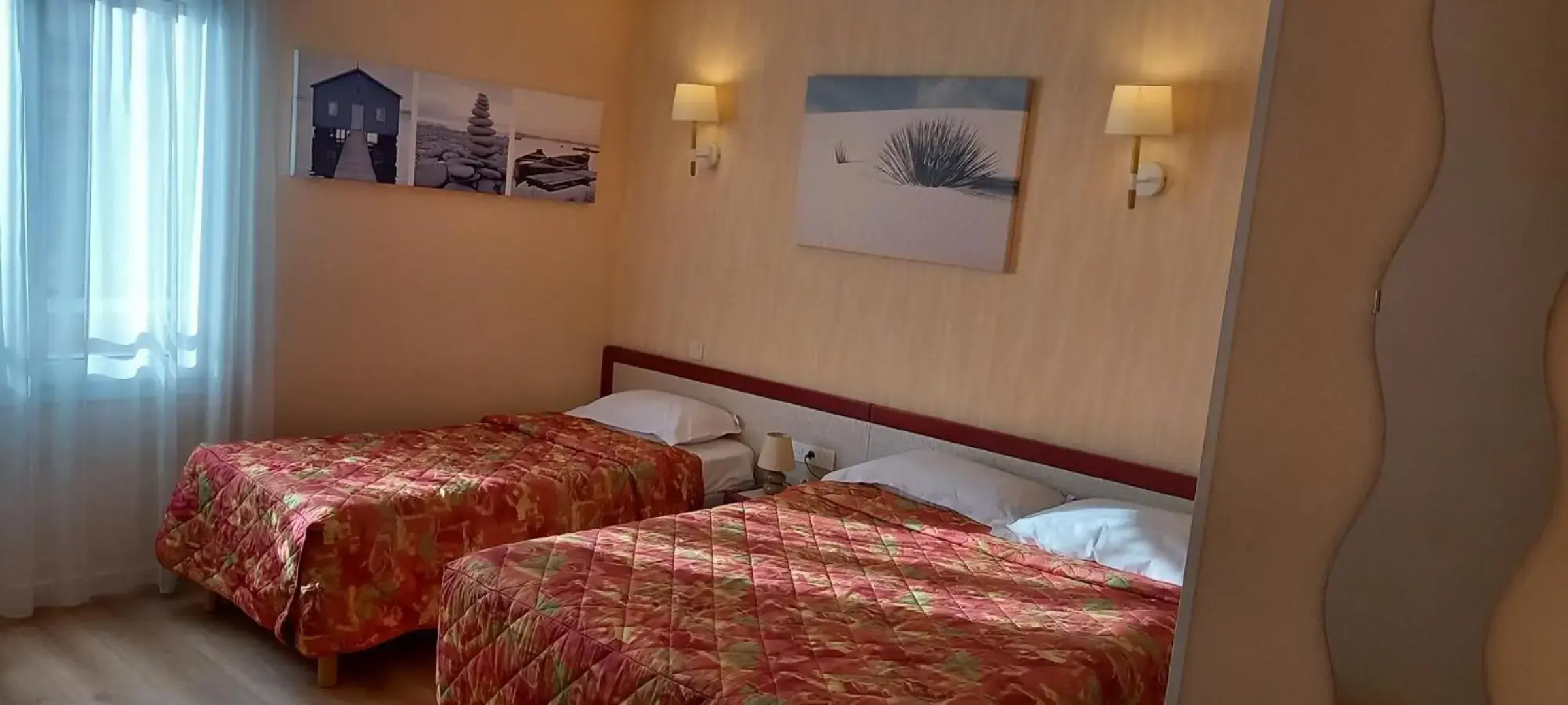 Hôtel SABLES D'O et son restaurant "LE 16 BIS"