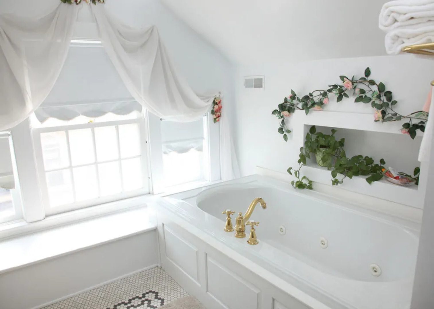 The Decker House Bed & Breakfast