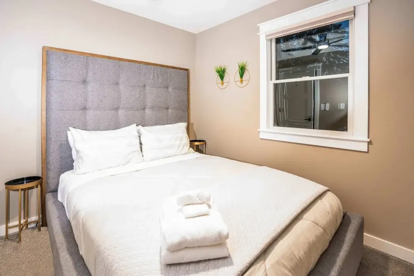 Gatsby Theme Near Downtown w Game Room, EV Charger