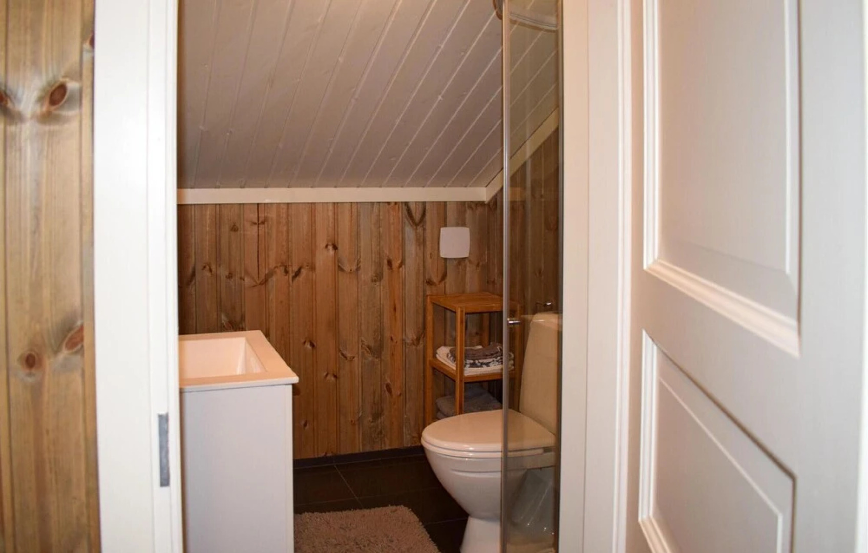 Awesome Home in Eggedal With 4 Bedrooms