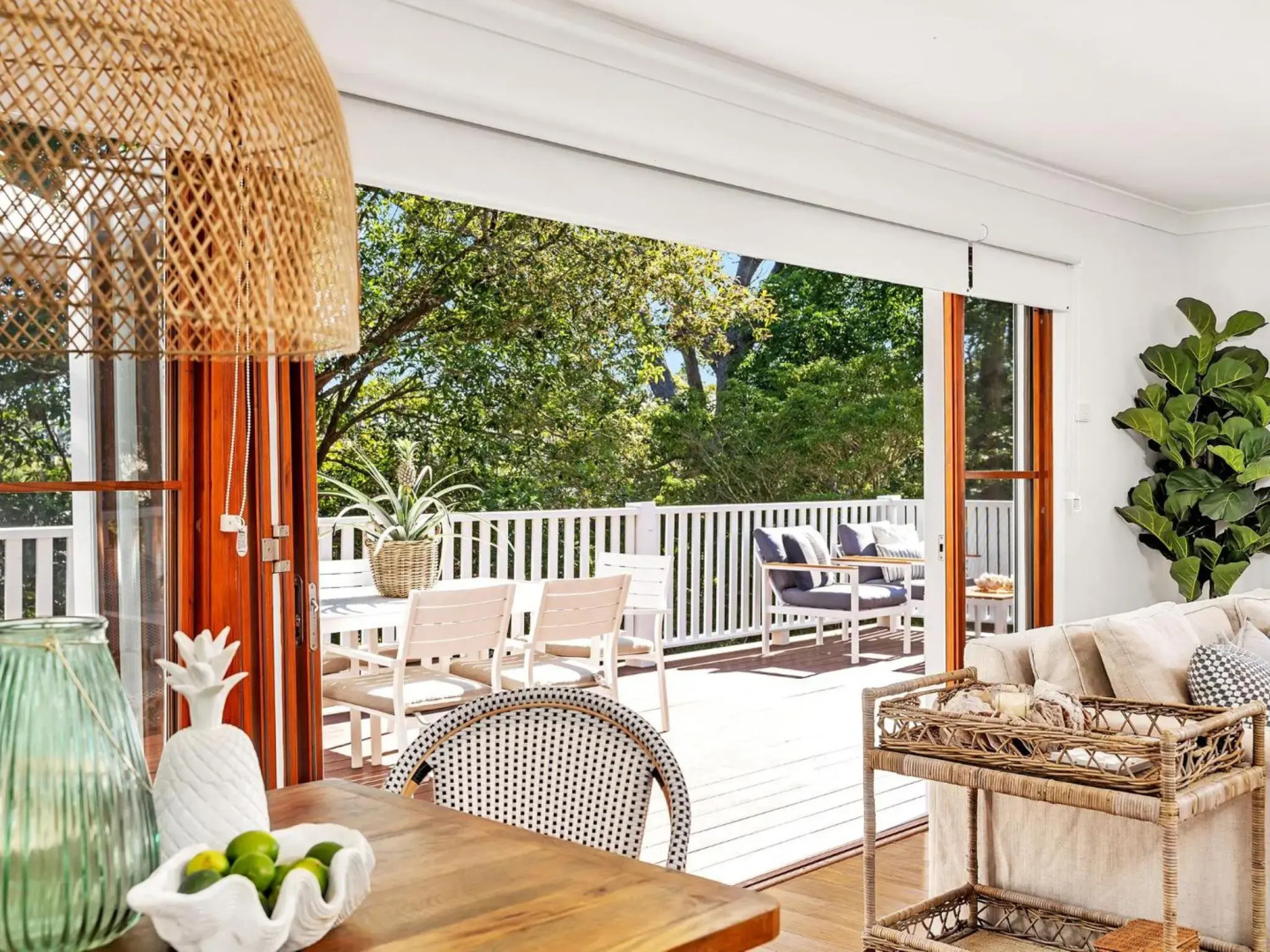 SEA DECK Hyams Beach 4pm Check Out Sundays