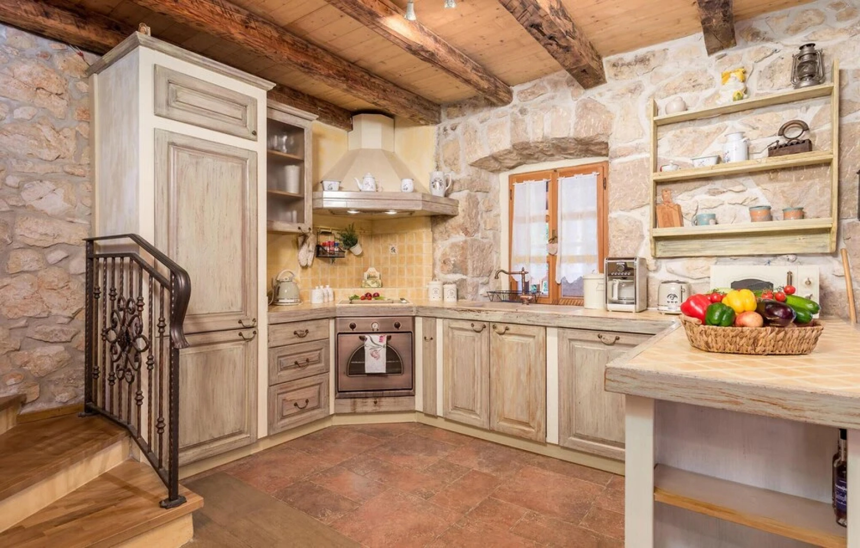 Beautiful Home in Kras With Wifi and 2 Bedrooms