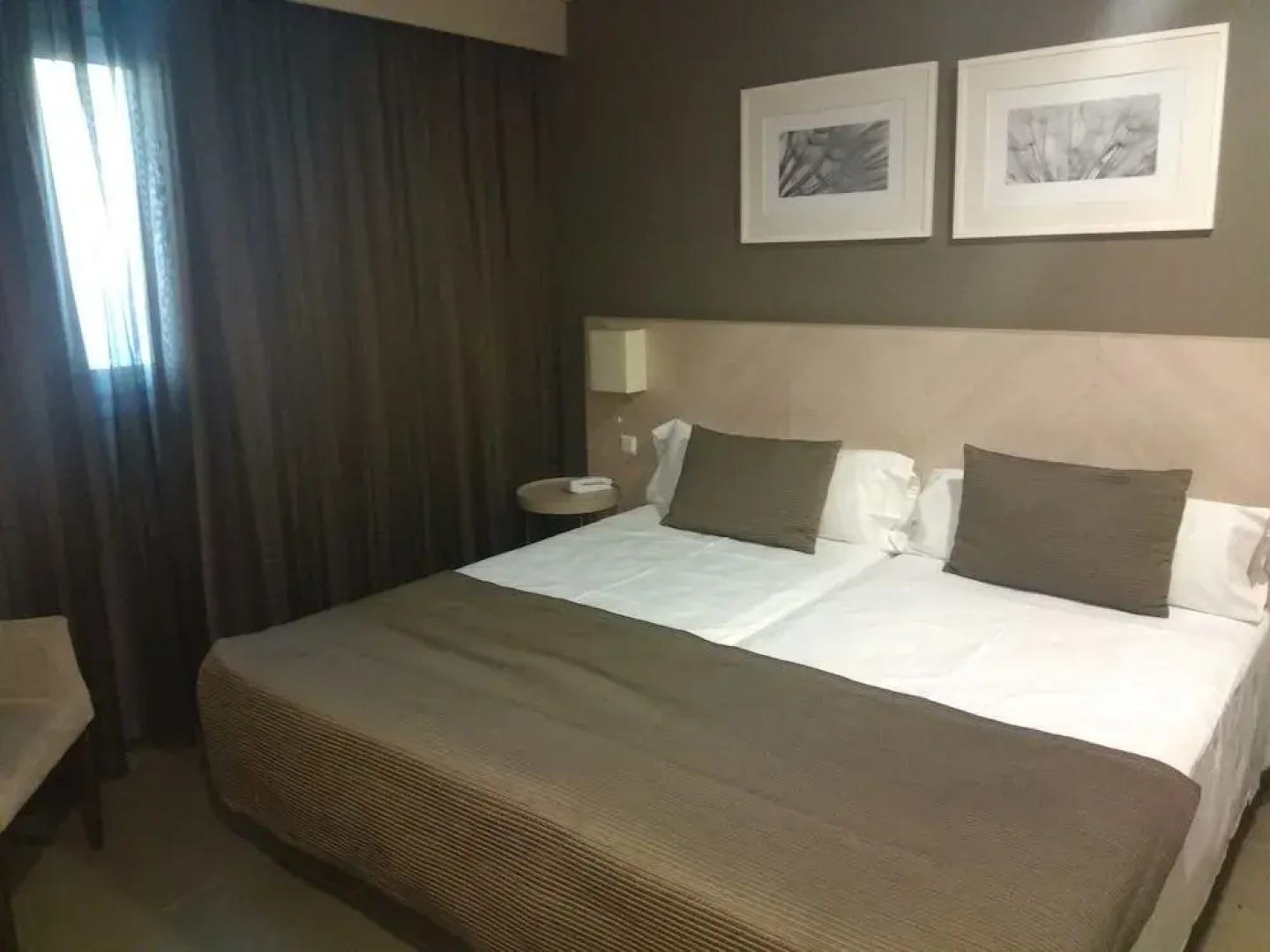 Balneario De Gravalos