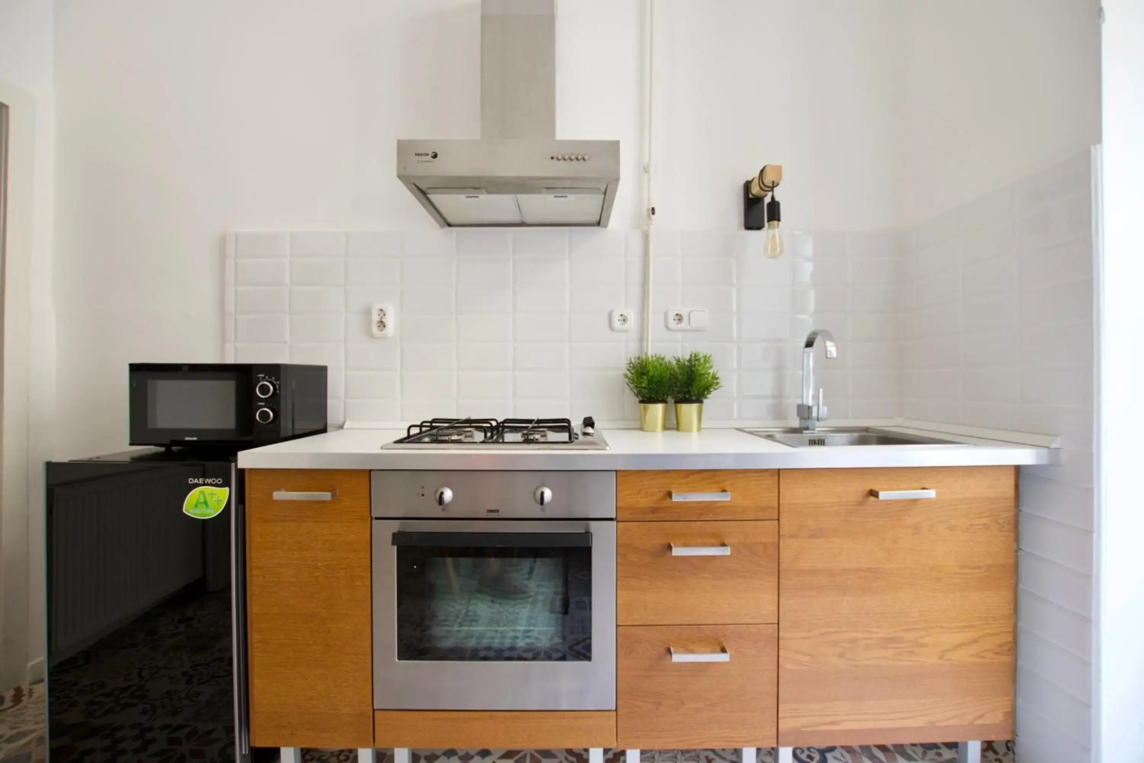 Standard Apartment by Hi5 - Steindl street