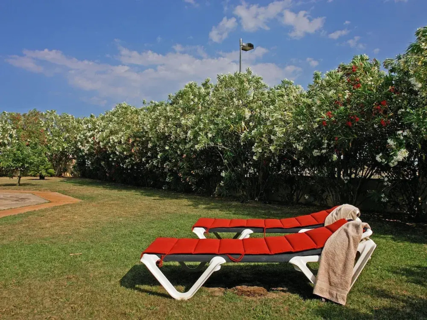 Delux Villa in Vilacolum With Swimming Pool