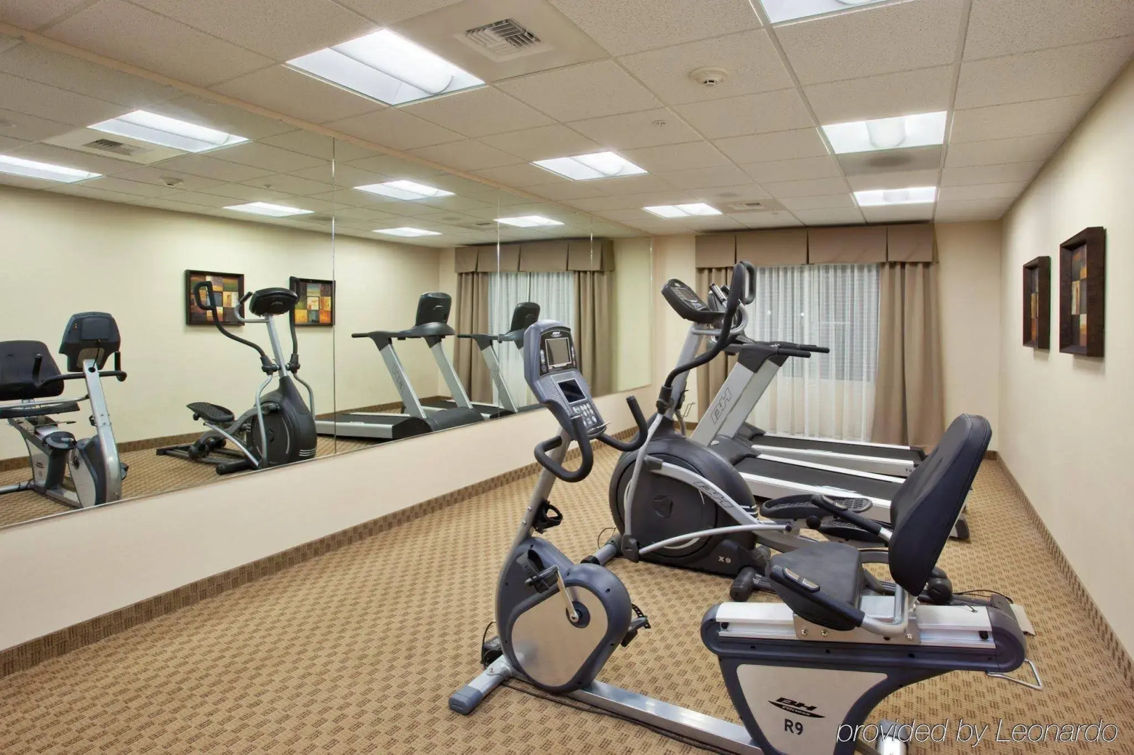 Holiday Inn Express & Suites Napa American Canyon by IHG