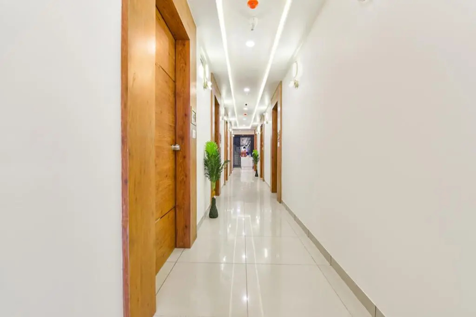 Fabhotel Elite Inn I