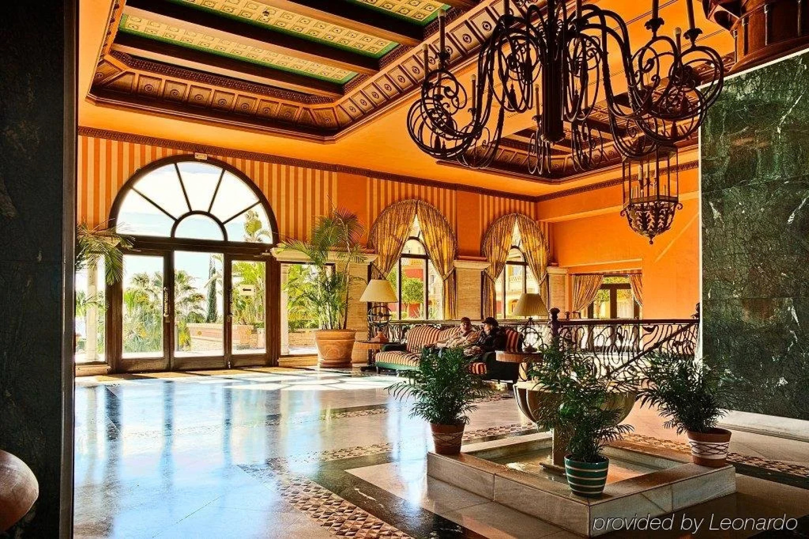 Отель Iberostar Waves Málaga Playa