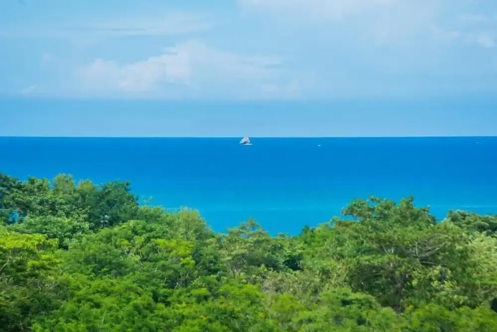 Stunning Luxury Penthouse in Exclusive Beachfront Community with Resort-Style Amenities & Sweeping Views of the Ocean & Golf Course
