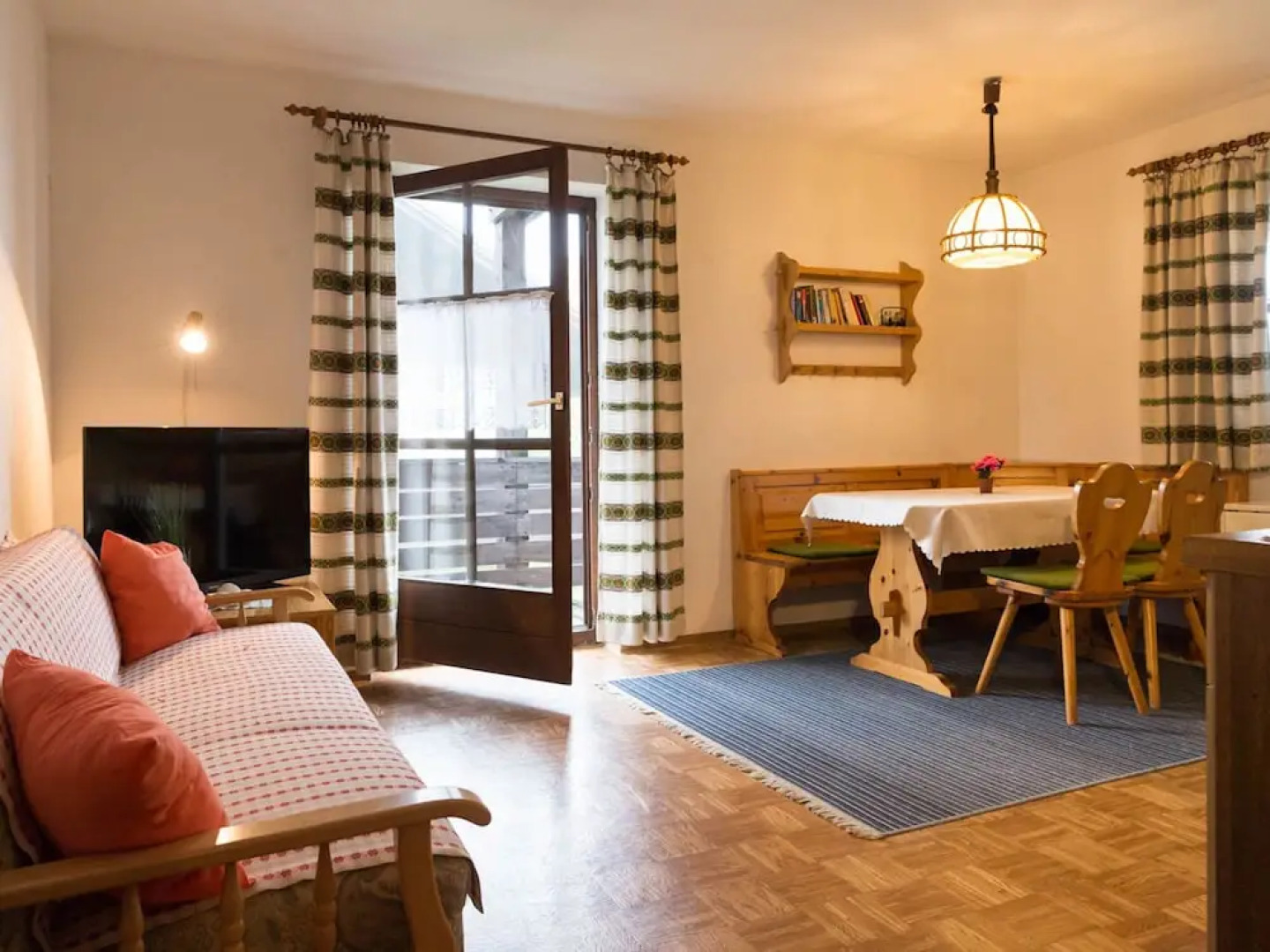 First Floor Apartment With Oven, at a Nature Reserve Area