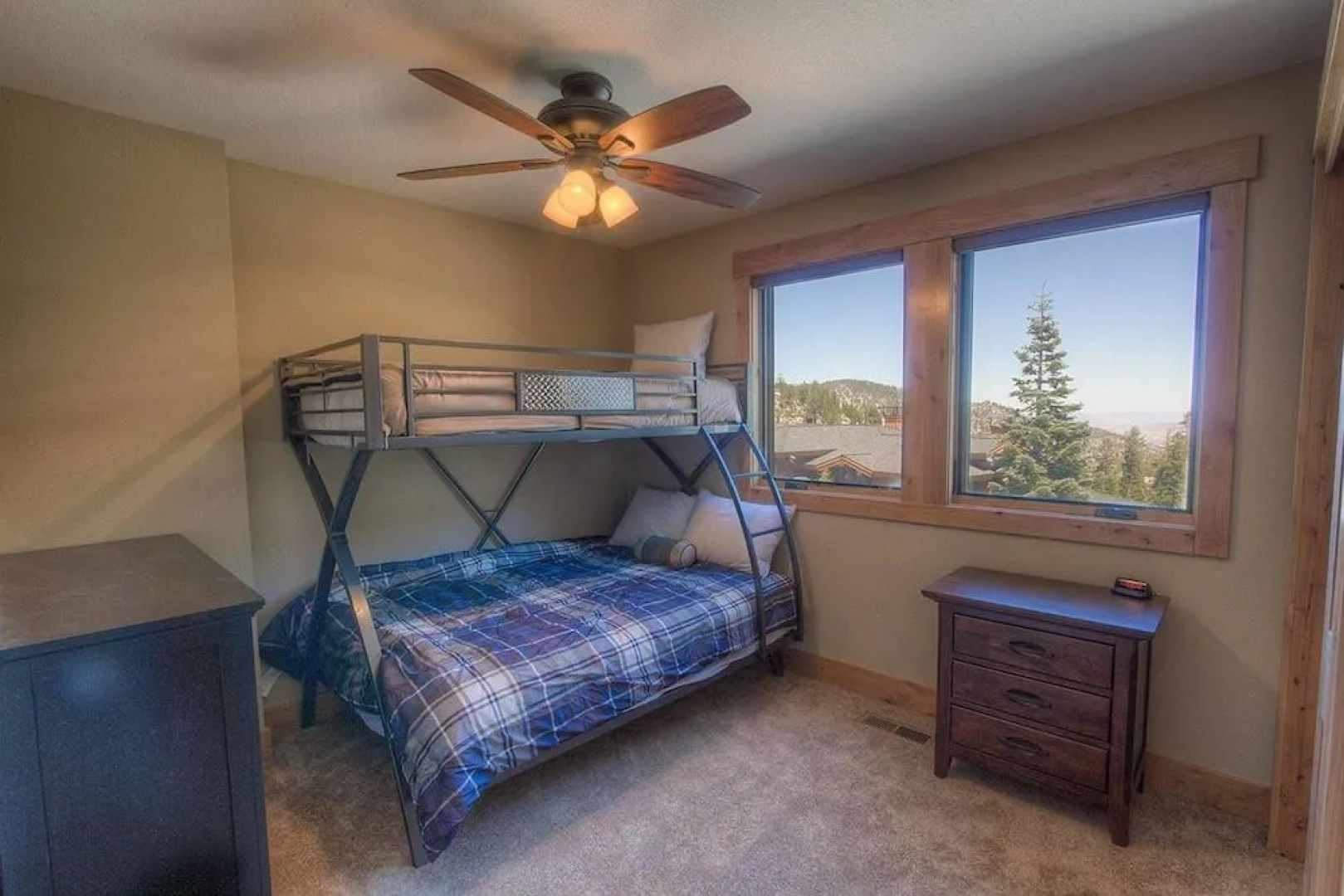 Stage Coach Run by Lake Tahoe Accommodations