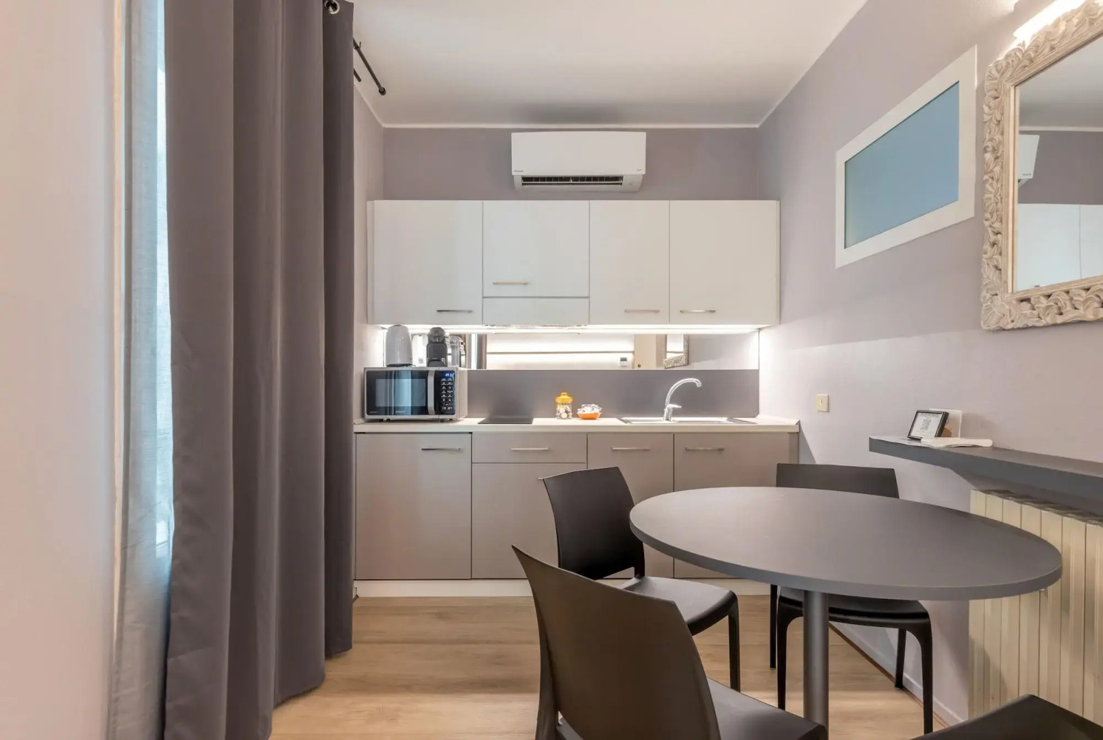 Milan Retreats Duomo