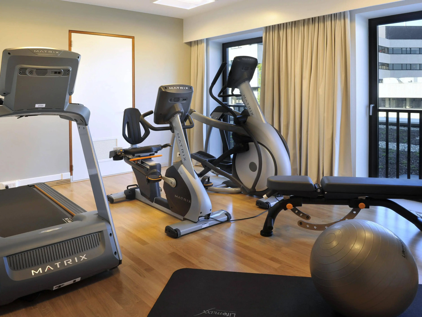 Отель Courtyard by Marriott Amsterdam Arena Atlas