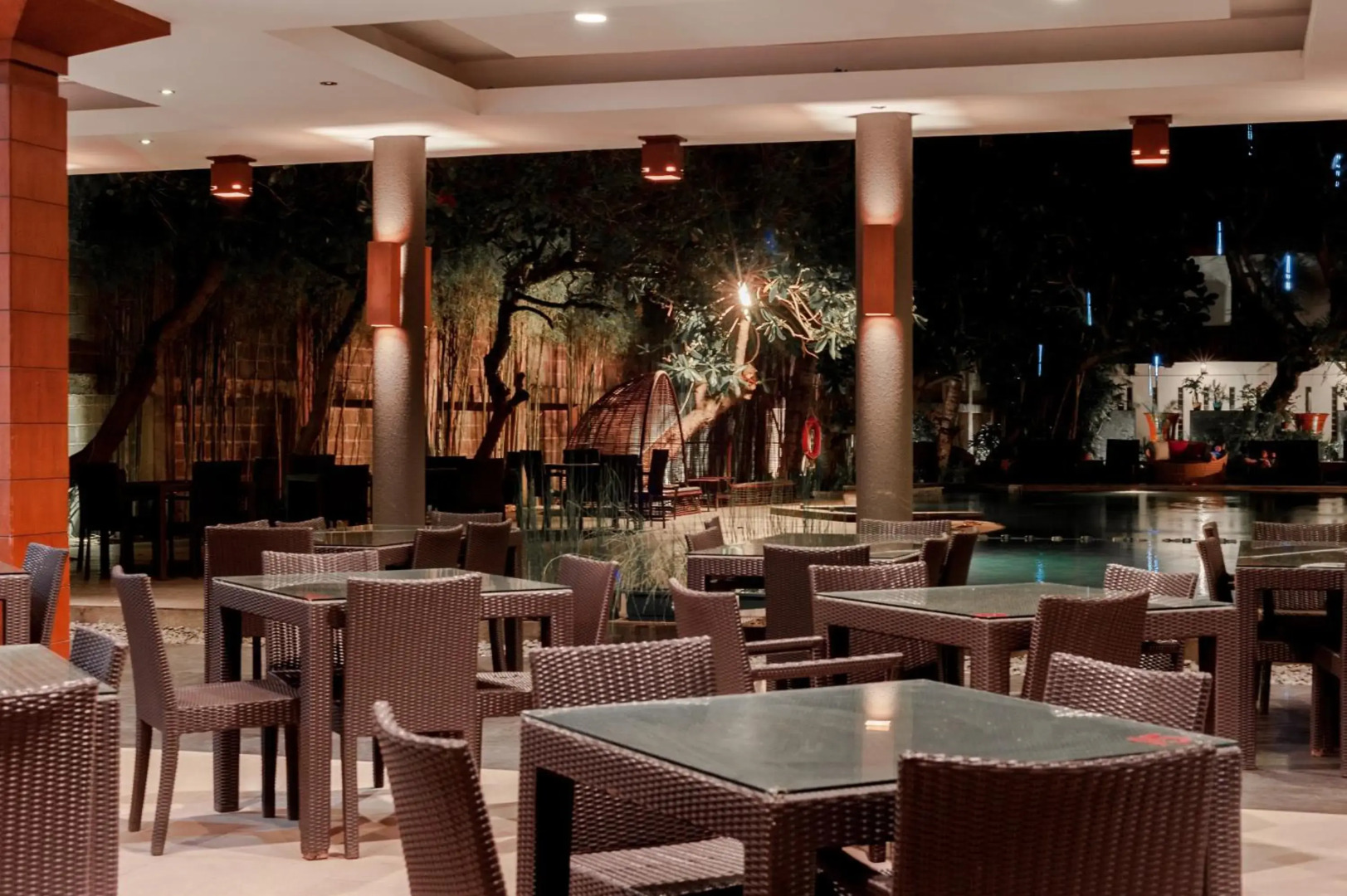 Surya Kencana Seaside Hotel