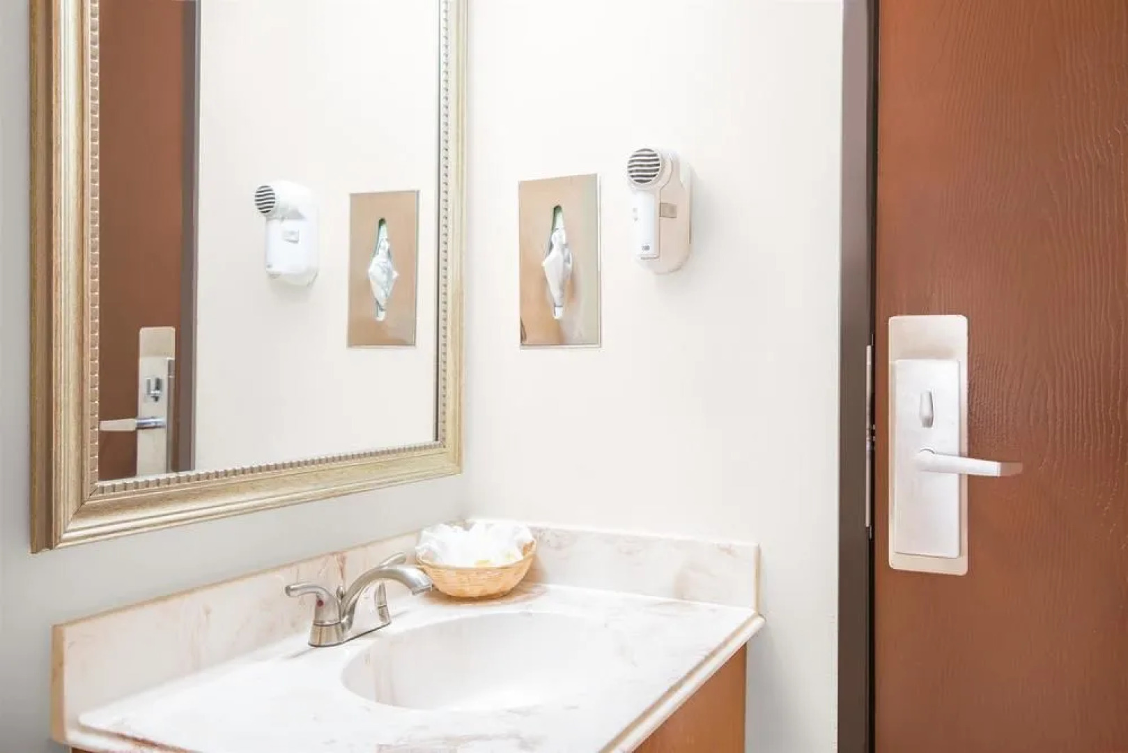 Days Inn Austin Crossroads