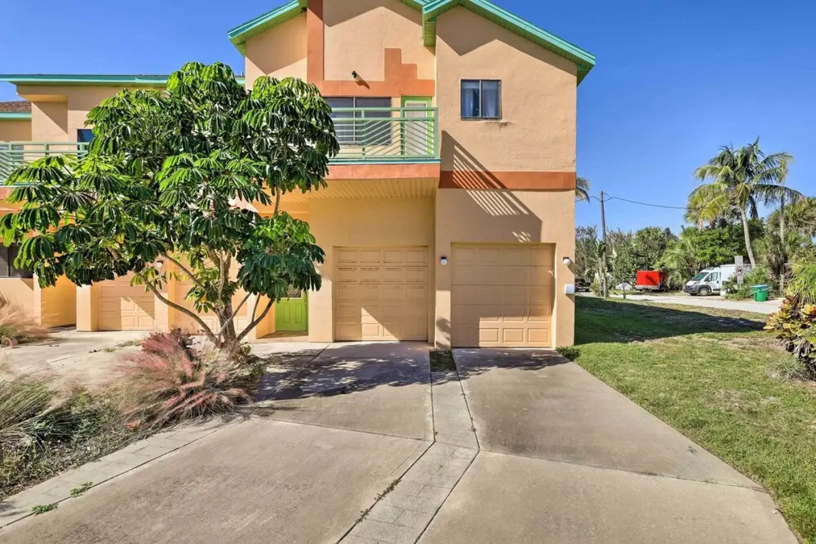 Cape Canaveral Abode < Half Mi to East Coast Beach